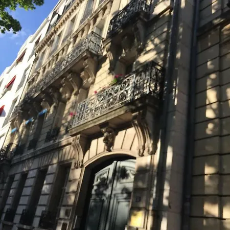 Le Jardin Darcy Liberté Hyper Centre Gare-ville Parking Public Payant Dans La Rue * Dijon