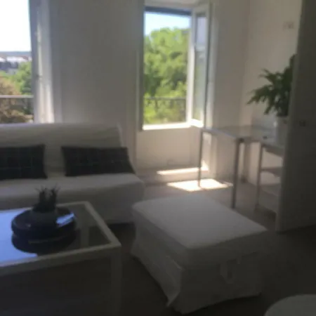 Le Jardin Darcy Liberte Hyper Centre Gare-ville Parking Public Payant Dans La Rue