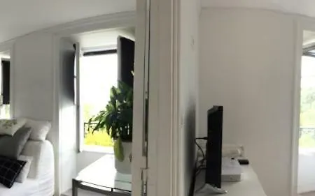 Le Jardin Darcy Liberte Hyper Centre Gare-ville Parking Public Payant Dans La Rue Apartment *
