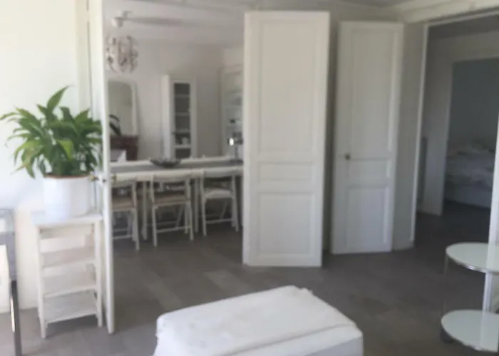 Le Jardin Darcy Liberte Hyper Centre Gare-ville Parking Public Payant Dans La Rue * Dijon