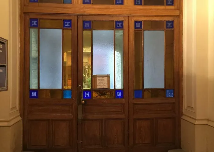 Le Jardin Darcy Liberte Hyper Centre Gare-ville Parking Public Payant Dans La Rue