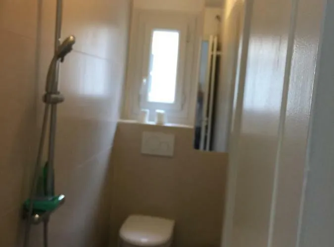 Le Jardin Darcy Liberte Hyper Centre Gare-ville Parking Public Payant Dans La Rue