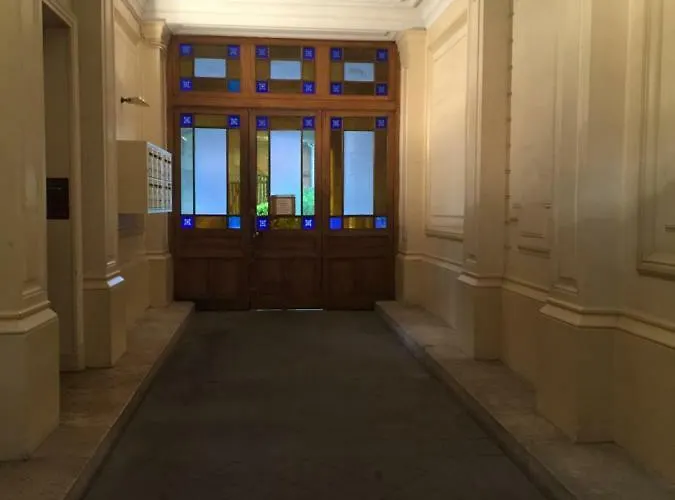 Le Jardin Darcy Liberte Hyper Centre Gare-ville Parking Public Payant Dans La Rue Lägenhet *