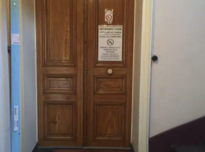 Le Jardin Darcy Liberte Hyper Centre Gare-ville Parking Public Payant Dans La Rue アパート *