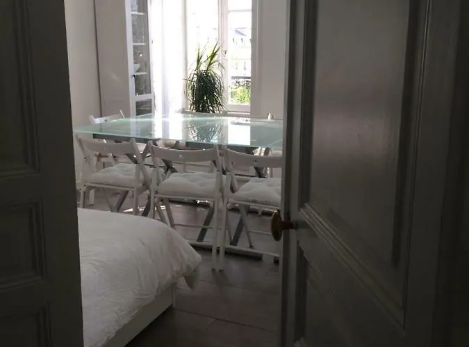 Le Jardin Darcy Liberte Hyper Centre Gare-ville Parking Public Payant Dans La Rue *